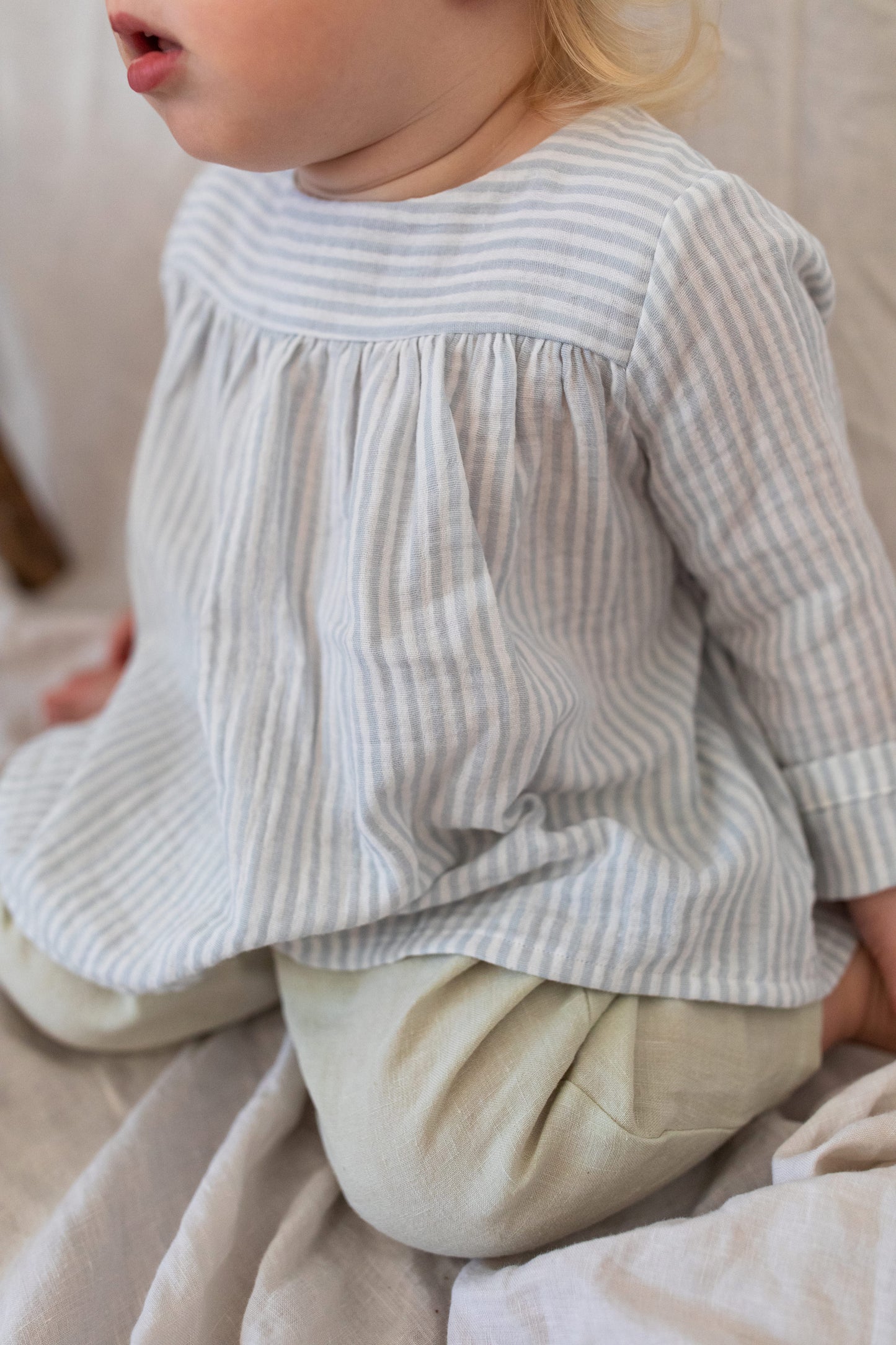 the gaia blouse - muslin BABY